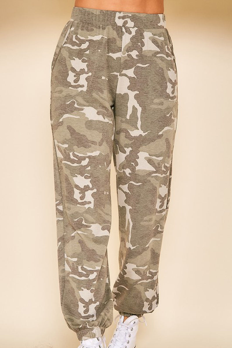 Command Attention Camouflage Jogger Sweatpants