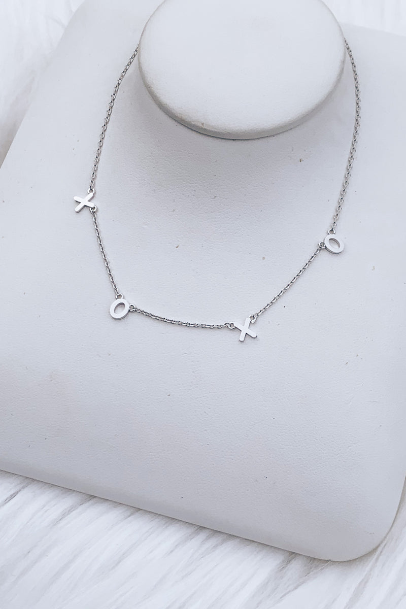 XOXO Delicate Necklace